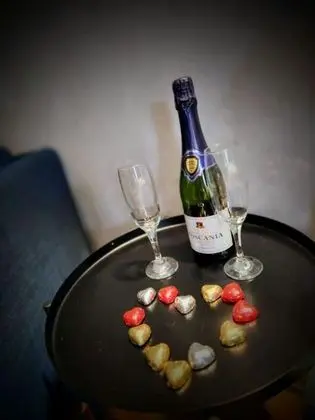 Rooftop Suite with Private Hot Tub