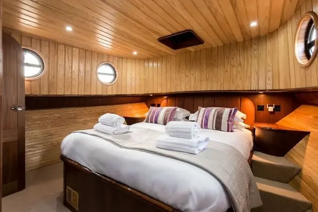 Stüdyo (2 Bedrooms)