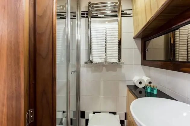 Stüdyo (2 Bedrooms)