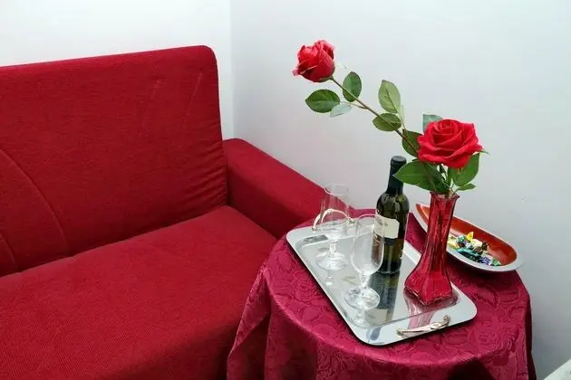Üç Kişilik Oda