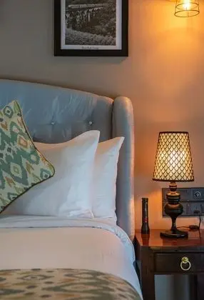 Luxury Tek Büyük Yataklı Oda