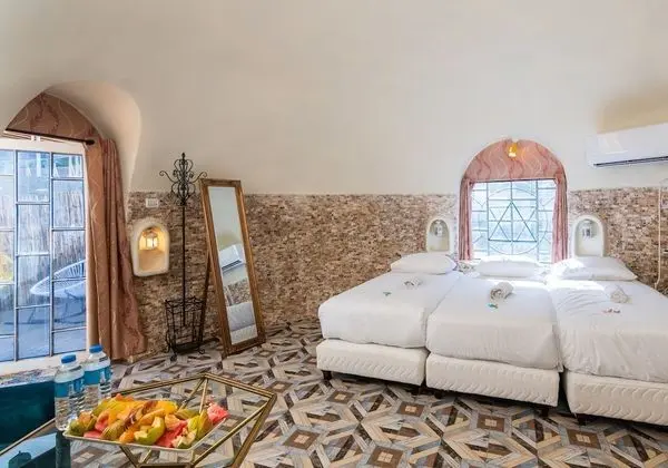 Dağ Evi, Deniz Manzaralı