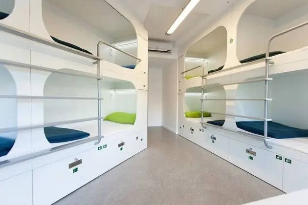 Ortak Ranzalı Oda, Karma Ranzalı Oda (1 bed in a 16-Bed Dormitory Room)