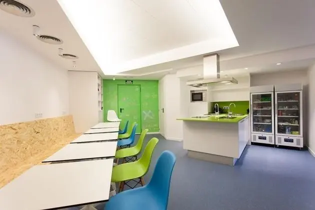 Ortak Ranzalı Oda, Karma Ranzalı Oda (1 bed in a 16-Bed Dormitory Room)