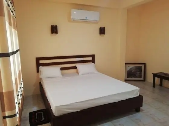 Üç Kişilik Oda
