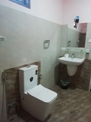 Üç Kişilik Oda