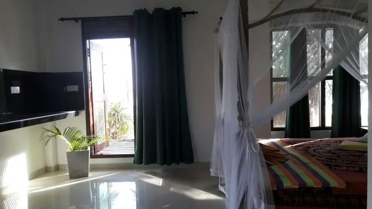 Luxury Tek Büyük Yataklı Oda