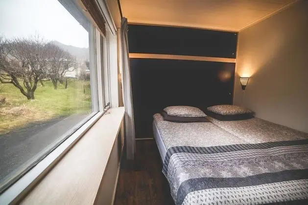 Tek Büyük veya İki Ayrı Yataklı Oda, Ortak Banyo