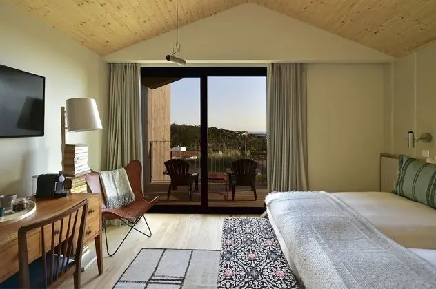 Deluxe Tek Büyük veya İki Ayrı Yataklı Oda, Balkon