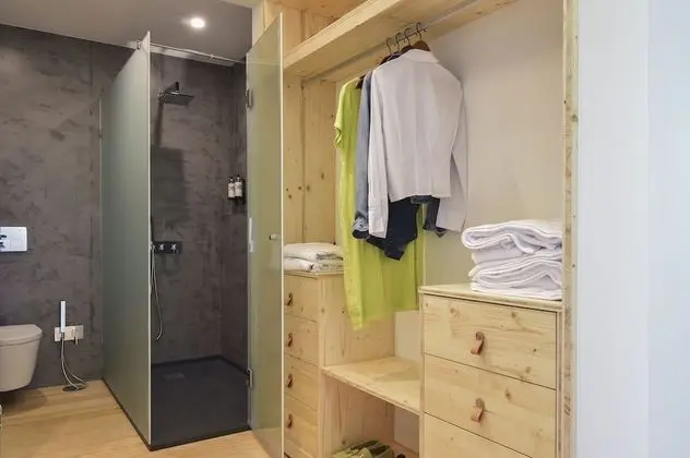 Deluxe Tek Büyük veya İki Ayrı Yataklı Oda, Balkon