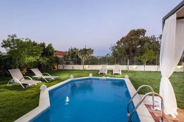 Luxury Villa, 3 Yatak Odası, Kişiye Özel Havuzlu