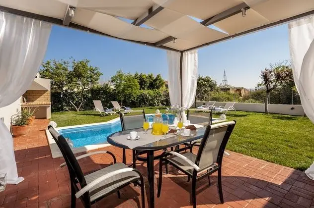 Luxury Villa, 3 Yatak Odası, Kişiye Özel Havuzlu