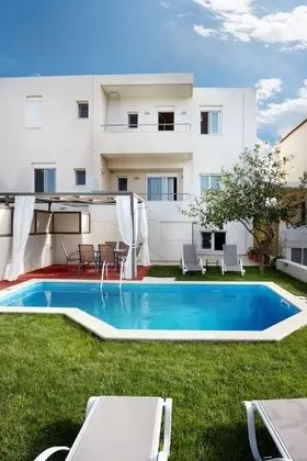 Superior Villa, 3 Yatak Odası, Kişiye Özel Havuzlu