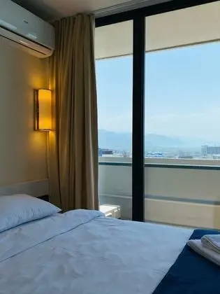 Family Süit, 1 En Büyük (King) Boy Yatak ve Çekyat, Sigara İçilmez, Kısmi Deniz Manzaralı