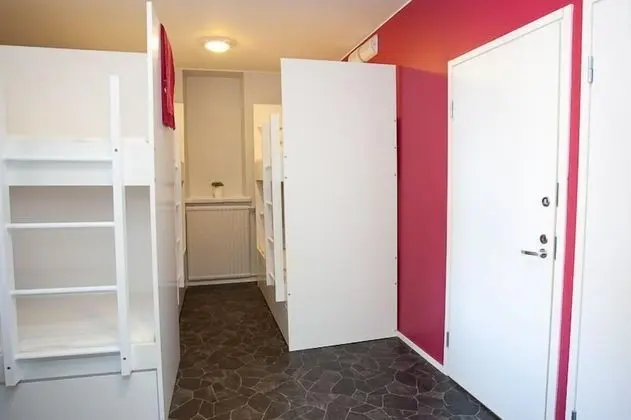 Ortak Ranzalı Oda, Karma Ranzalı Oda (10 Beds)
