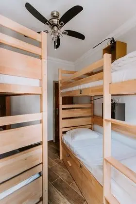 Bed in Shared Mixed Dormitory, Shared Bathroom
