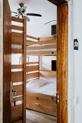 Bed in Shared Mixed Dormitory, Shared Bathroom