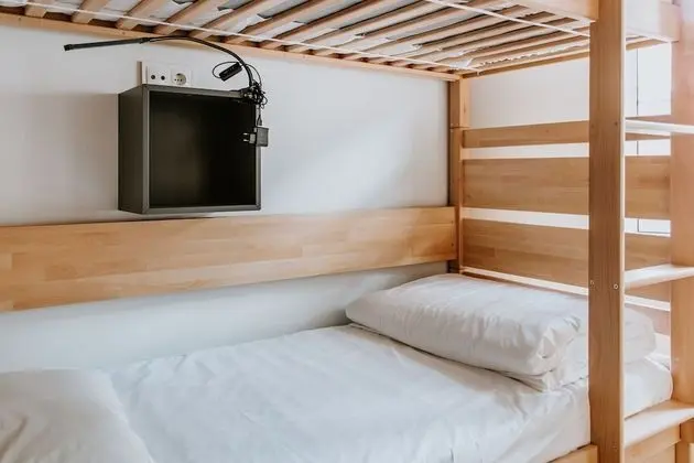 Bed in Shared Mixed Dormitory, Shared Bathroom