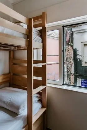 Bed in Shared Mixed Dormitory, Shared Bathroom