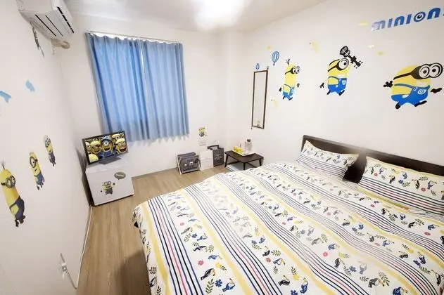 Tek Büyük Yataklı Oda, Özel Banyo (2F-3, Minions)