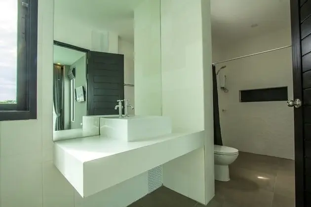 5-Bedroom Villa with Private Pool