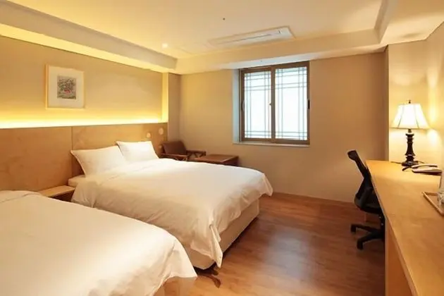 İki Ayrı Yataklı Oda