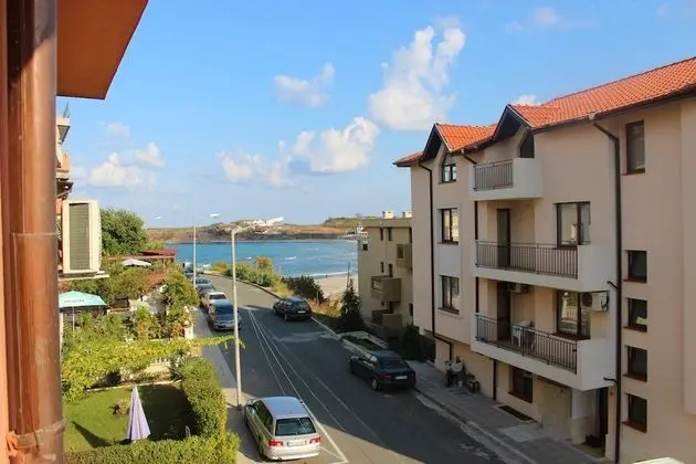 Üç Kişilik Oda