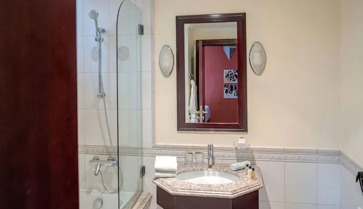 Villa, 6 Yatak Odası, Kişiye Özel Havuzlu, Denize Sıfır