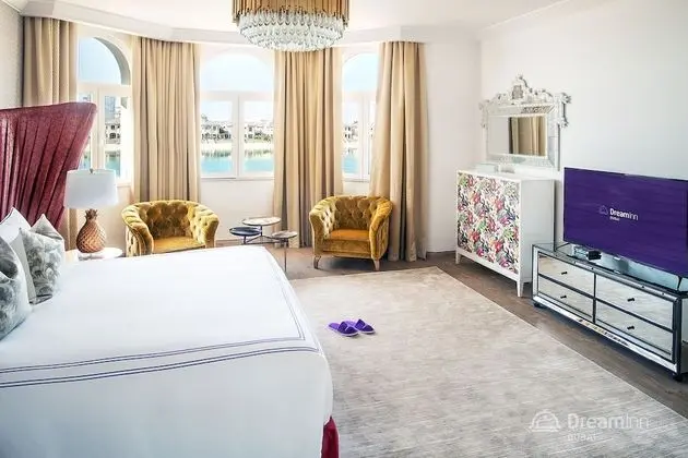 Villa, 6 Yatak Odası, Kişiye Özel Havuzlu, Plaj Manzaralı