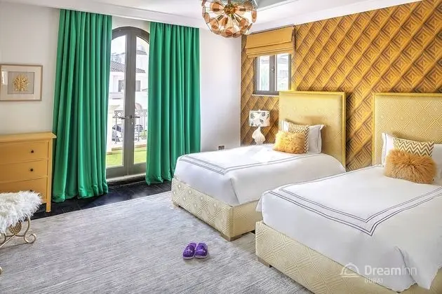 Villa, 6 Yatak Odası, Kişiye Özel Havuzlu, Plaj Manzaralı