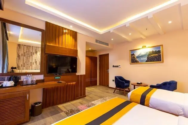 Deluxe Tek Büyük Yataklı Oda