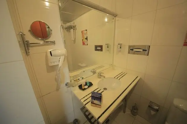 Deluxe İki Ayrı Yataklı Oda