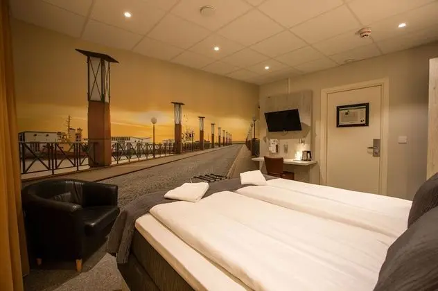 Standard Tek Büyük veya İki Ayrı Yataklı Oda, Ortak Banyo