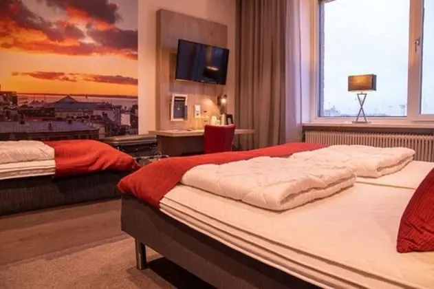 Standard Üç Kişilik Oda, Ortak Banyo