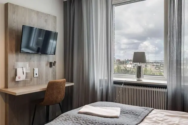 Standard Üç Kişilik Oda, Ortak Banyo