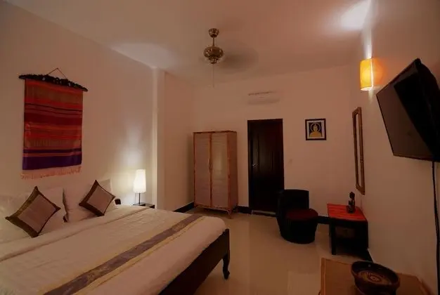 Deluxe Tek Büyük Yataklı Oda, Bahçe Manzaralı
