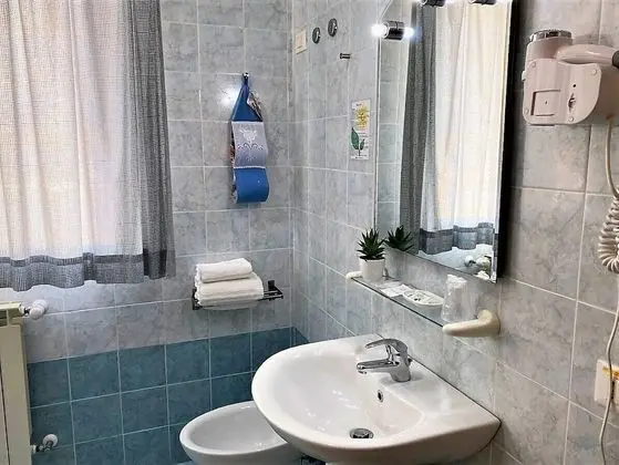Dört Kişilik Oda