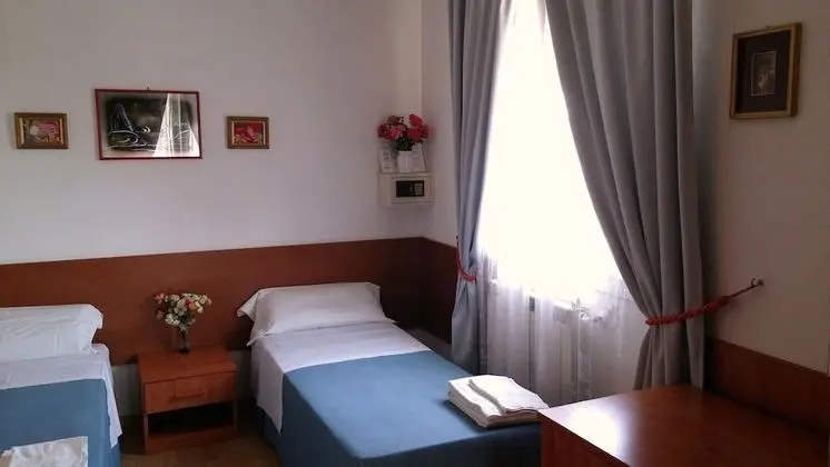 Dört Kişilik Oda