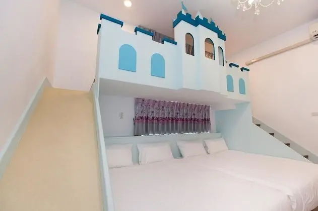 Standard Dört Kişilik Oda