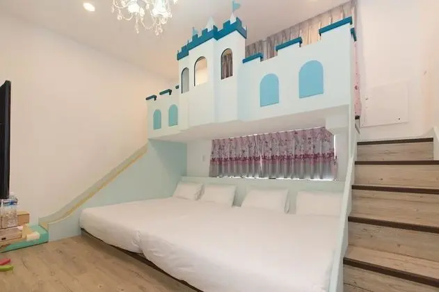 Standard Dört Kişilik Oda