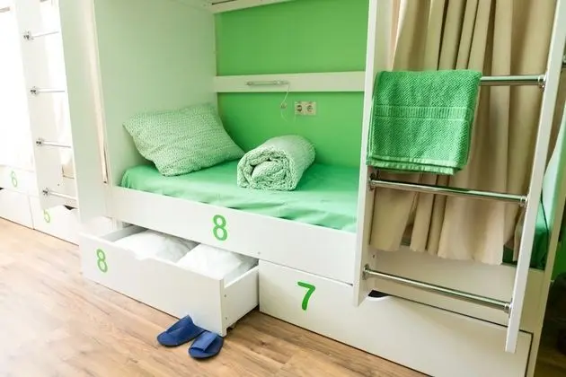 Oda, Sadece kadınlar için, Ortak Banyo