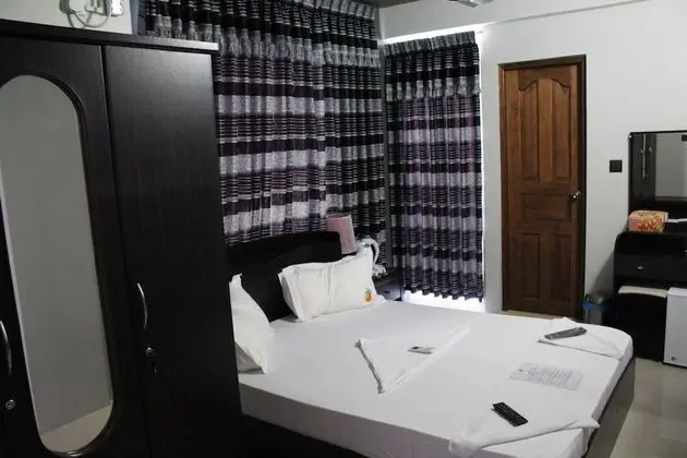Standard Üç Kişilik Oda, Birden Çok Yatak, Sigara İçilmez, Şehir Manzaralı
