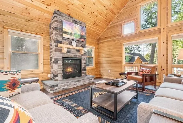 Ev, Birden Çok Yatak, Şömine