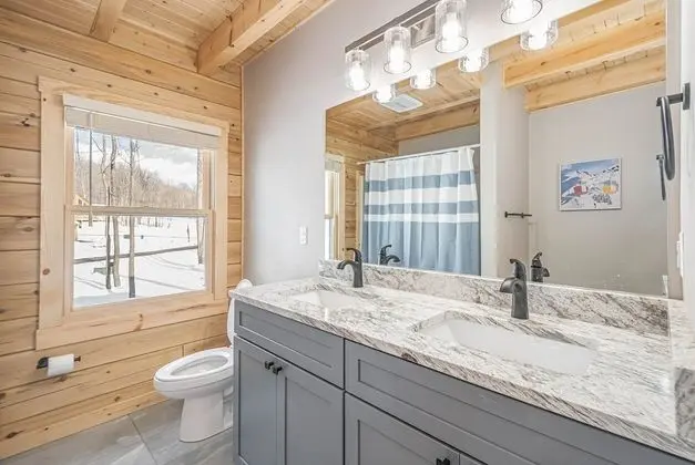 Ev, Birden Çok Yatak, Şömine