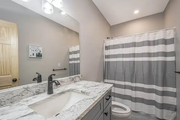 Ev, Birden Çok Yatak, Şömine