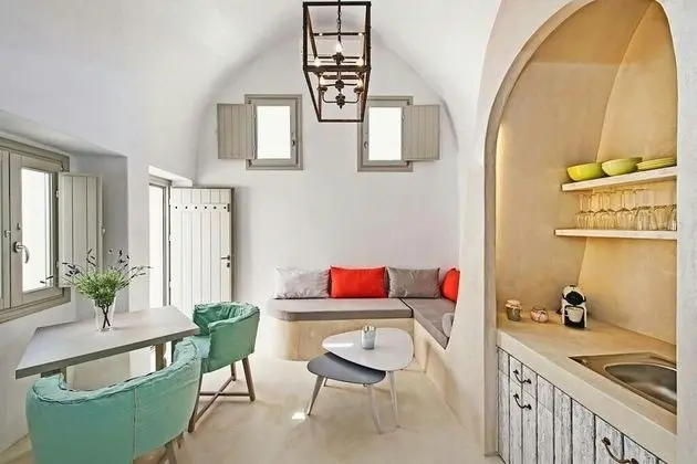 Honeymoon Villa, Jakuzi