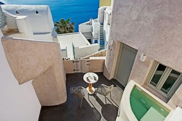 Honeymoon Villa, Jakuzi