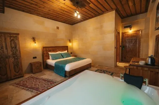 https://images.odamax.com/img/1024x768/odamax/image/upload/Dream_of_Stones_Cappadocia_202601231459022_105_.jpg