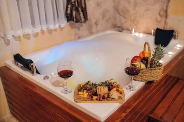 Özel spa küveti