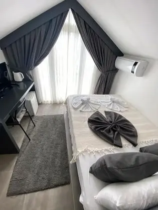 Deluxe Tek Büyük Yataklı Oda, Balkon